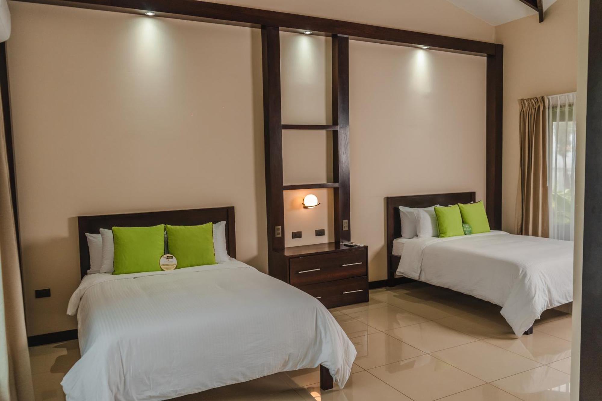Montana De Fuego Mountain & 4* La Fortuna