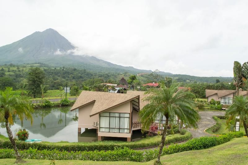 Montana De Fuego Mountain & Hotel