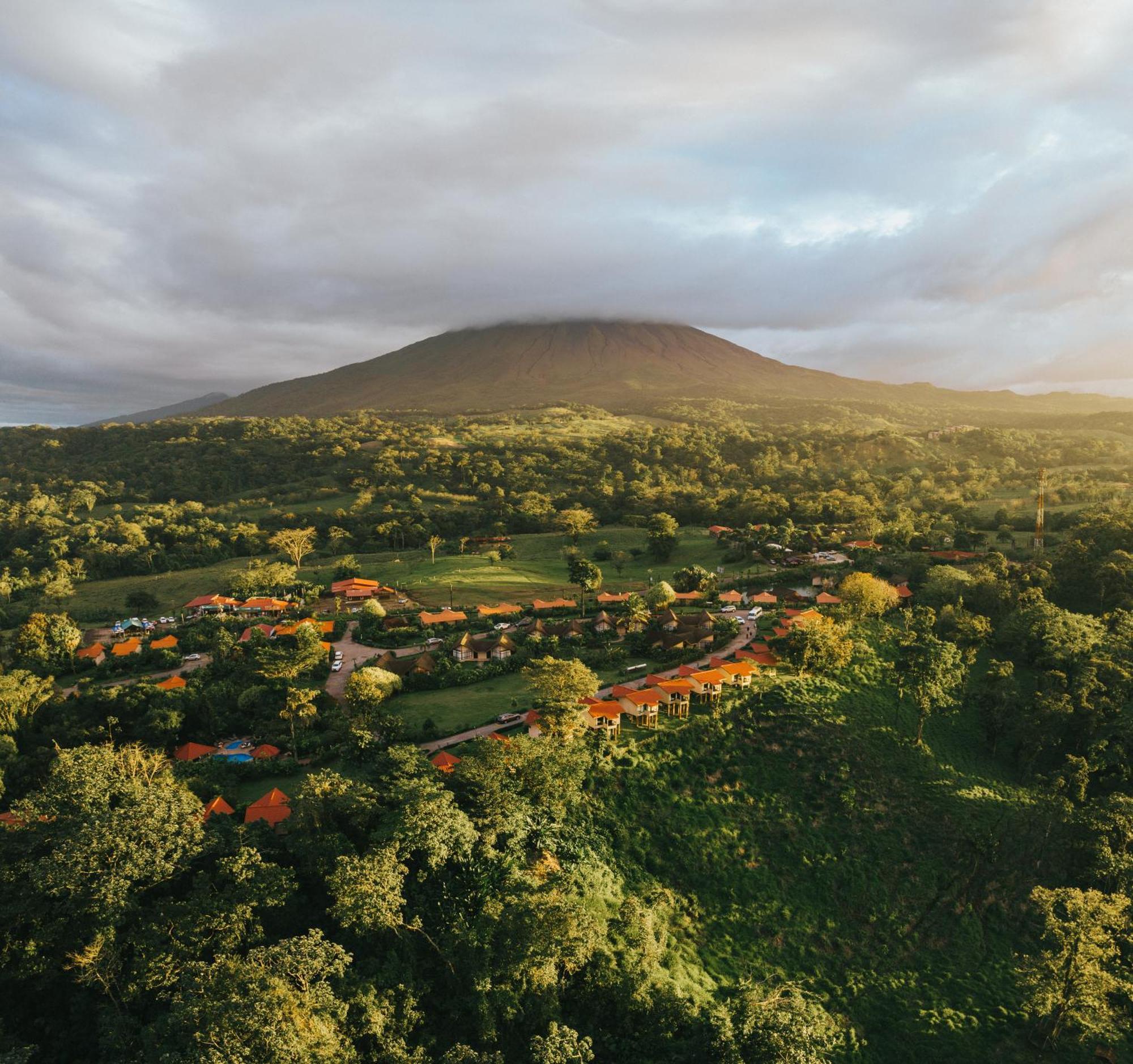 Hotel Montana De Fuego Mountain &